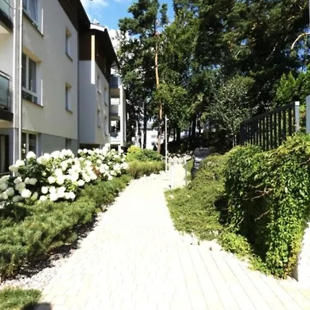 Bernadowo Forest Apartman